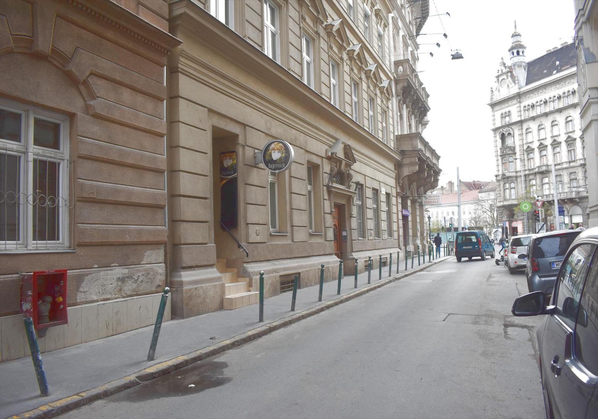 Yes, Yes! Lovely Apartment Good Amenities Budapest Center Exterior foto